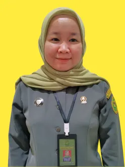 Yuanita R., S.H.